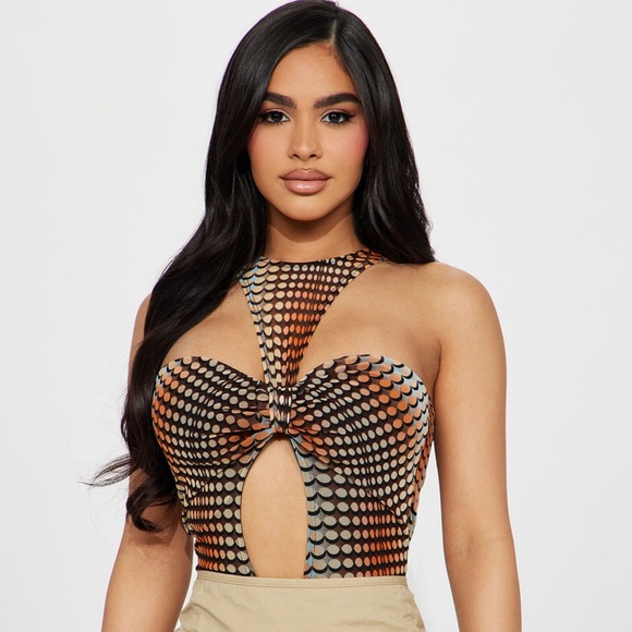 NWT Cut Out Top! - Picture 2 of 11